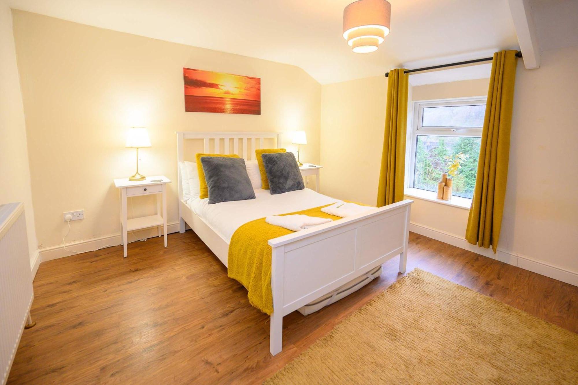 Llareggub Amazing House In Afan Forest With Breath-Taking Views By Staystaycations 포트탤벗 외부 사진